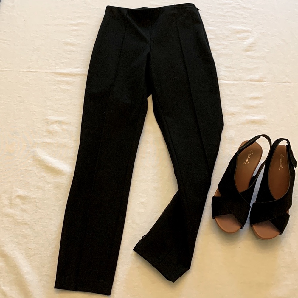 Banana Republic Black Skinny Pant NWT Size 0P